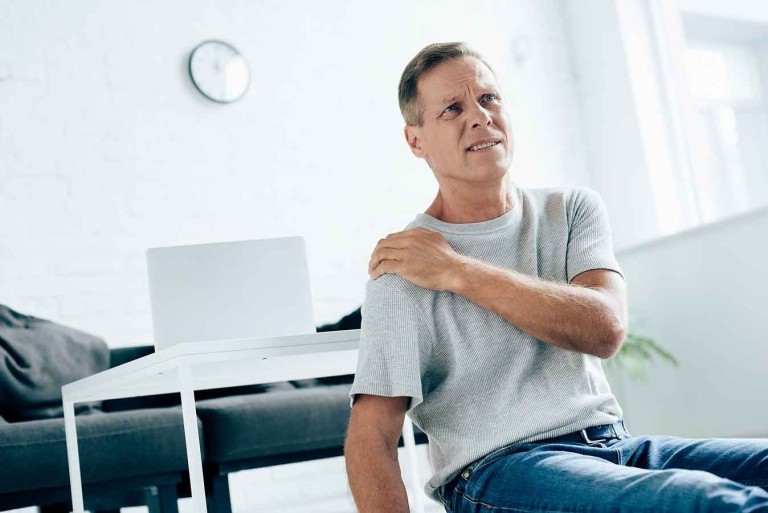 Shoulder pain and chiropractic care